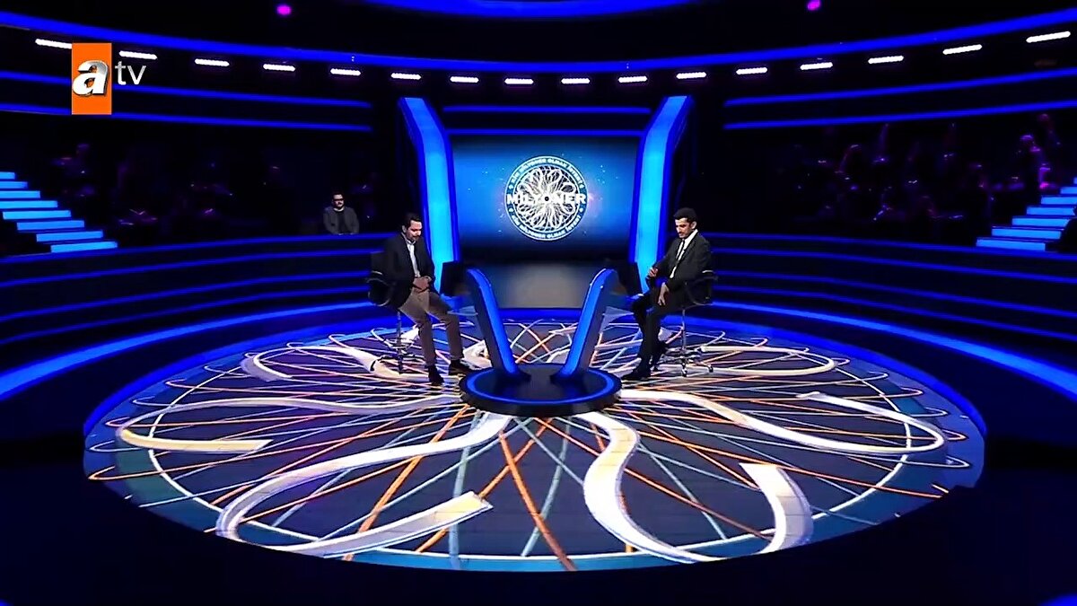 ATV ekranlarında yayınlanan, Kenan İmirzalıoğlu'nun sunduğu "Kim Milyoner Olmak İster" yarışmasına 1915 Çanakkale Köprüsü sorusu damga vurdu.