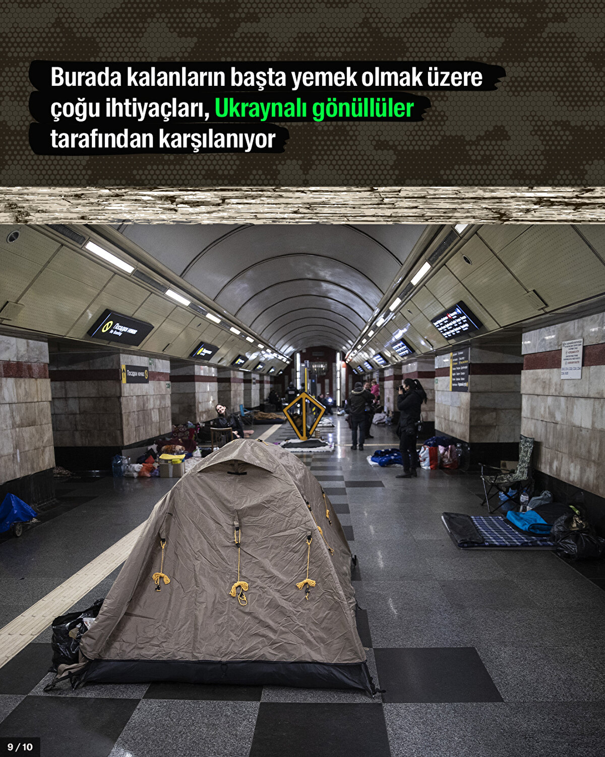 Burada kalanların başta yemek olmak üzere çoğu ihtiyaçları, Ukraynalı gönüllüler tarafından karşılanıyor