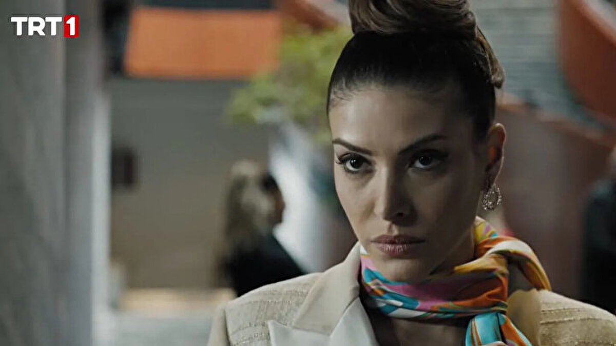 Bir dönemin efsane dizisi Kurtlar Vadisi Pusu dizisinin usta isimlerinin Teşkilat dizisinde yer almaya başlaması herkesin dikkatini çekmişti.<br>