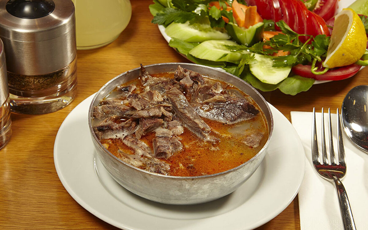 İftar listesi de paylaşan Canan Karatay, şunları öneriyor:<br><br>