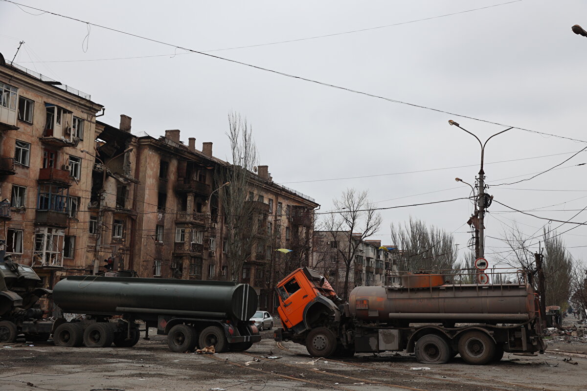 Ekonomik Politika Araştırmaları Merkezi'ndeki (CEPR) analistler, durumu, İkinci Dünya Savaşı'ndan sonra Marshall Planı'ndan 1990'larda Almanya'nın Afganistan ve Irak'a yardım etmek için 2000'lerde yeniden birleşmesine kadar yeniden yapılanma çabalarıyla karşılaştırdı.<br><br>