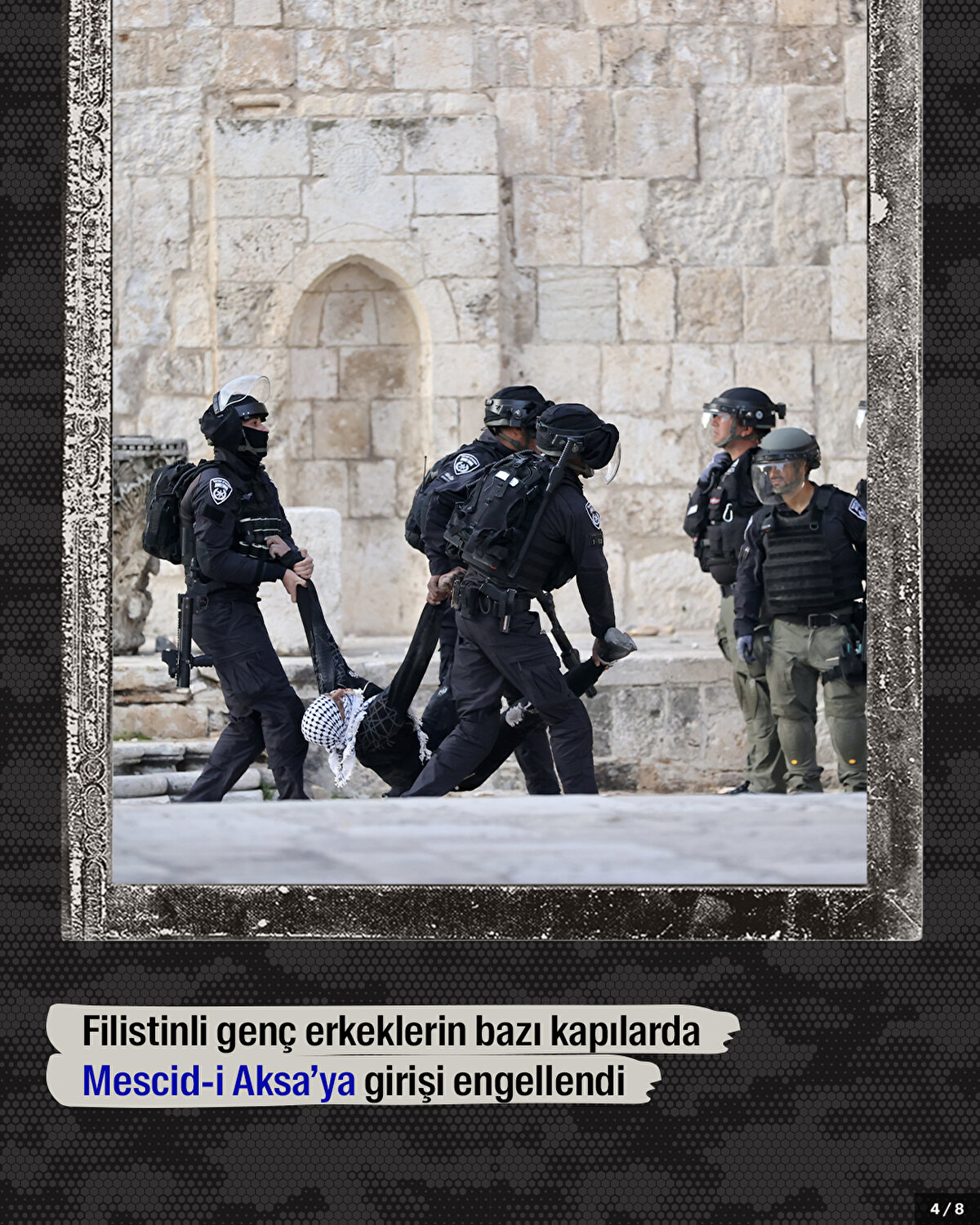 Filistinli genç erkeklerin bazı kapılarda Mescid-i Aksa’ya girişi engellendi.