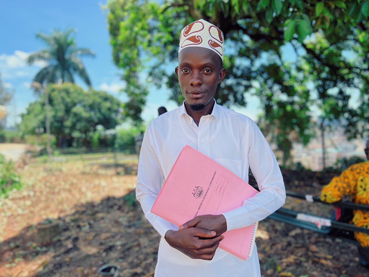 Farklı renk ve işlemeleri bulunan takkeler, Müslümanlar tarafından günlük hayatta kullanılıyor olsa da özellikle Ramazan ayında tercih ediliyor.