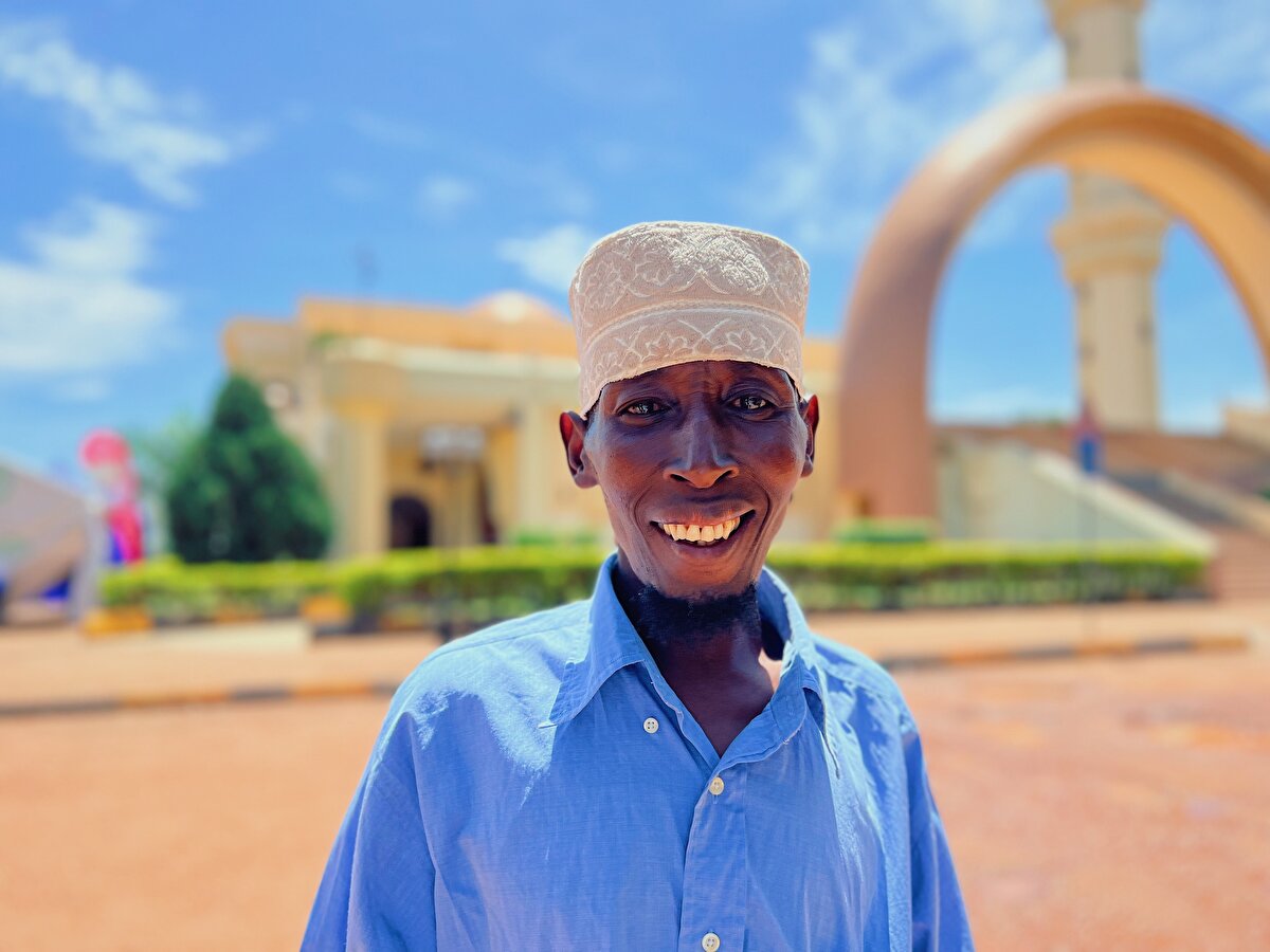 Asırlar önce Afrika'ya gelen Arap Müslümanların kullandığı takkeler, Svahili halkı arasında yaygınlaştı.