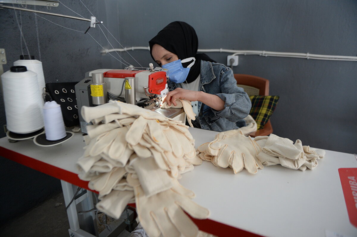 <br>Kanada'ya da numune gönderdiklerini, oraya da ihracata başlamayı planladıklarını belirten Sarıdağ, yurt dışı pazarı daha da genişletmek istediklerini söyledi.