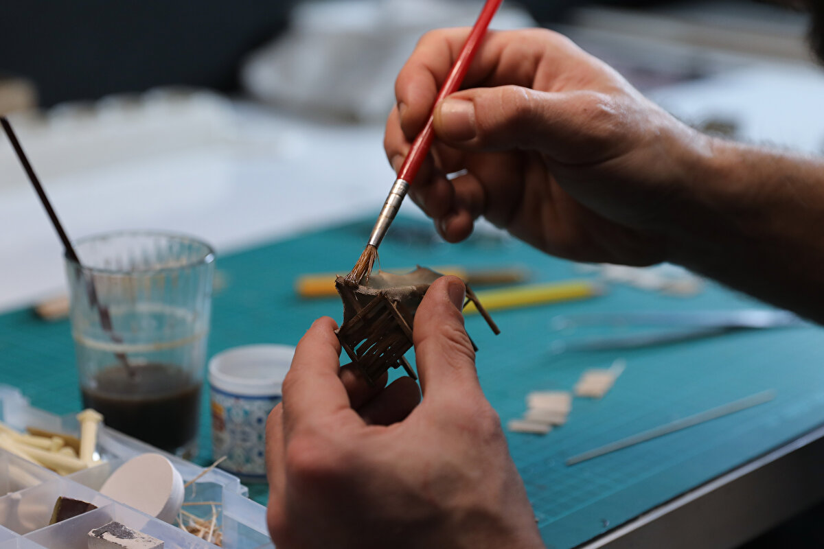 Kentimiz İzmir Derneği, agorayı tanıtabilmek için Kazı Heyeti Başkanı Doç. Dr. Akın Ersoy'un iş birliğiyle "Kültürel Miras Yaşıyor Projesi"ni hayata geçirdi.<br>