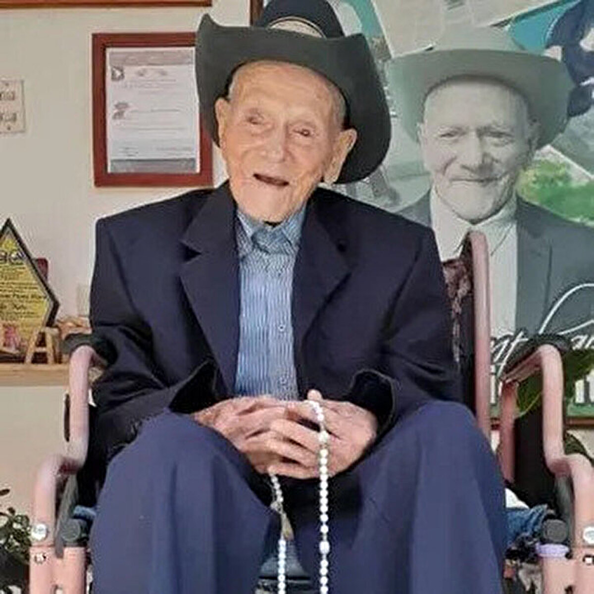 1948 yılında Carciuena'da şeriflik yapmış ve bölgedeki toprak paylaşımı ve aile sorunlarının çözümüne 10 yıl boyunca yardımcı olmuş.