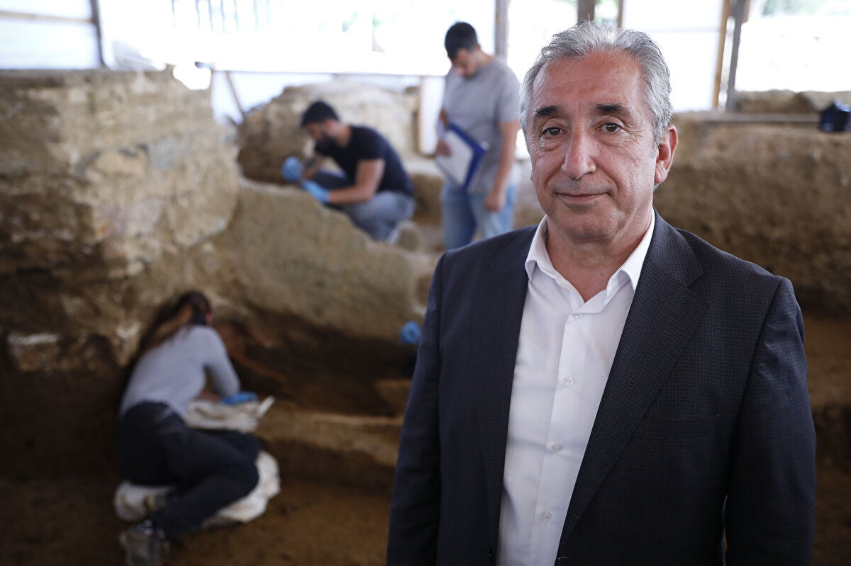 Haydarpaşa Garı'nda yaklaşık 300 dönümlük alanda 2018 yılında başlayan arkeolojik kazılarda sona yaklaşıldı. Yüzde 90'ı biten çalışmalarda yeni bir keşif yapıldı. Başladığı günden bu yana Cumhuriyet Dönemi'nden geriye doğru çok sayıda tarihi döneme ait yapı ve buluntuların ortaya çıkarıldığı kaza alanında bir ilk yaşandı.