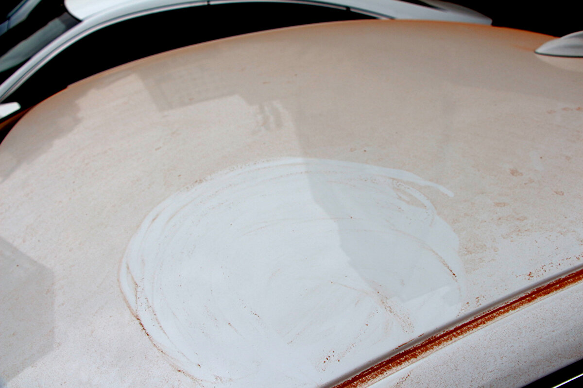 Araçlarını temizletmek isteyenler sabahın erken saatlerinden itibaren oto yıkamacılara ve akaryakıt istasyonlarının yıkama bölümlerine giderek kuyruklar oluşturdu.<br><br>