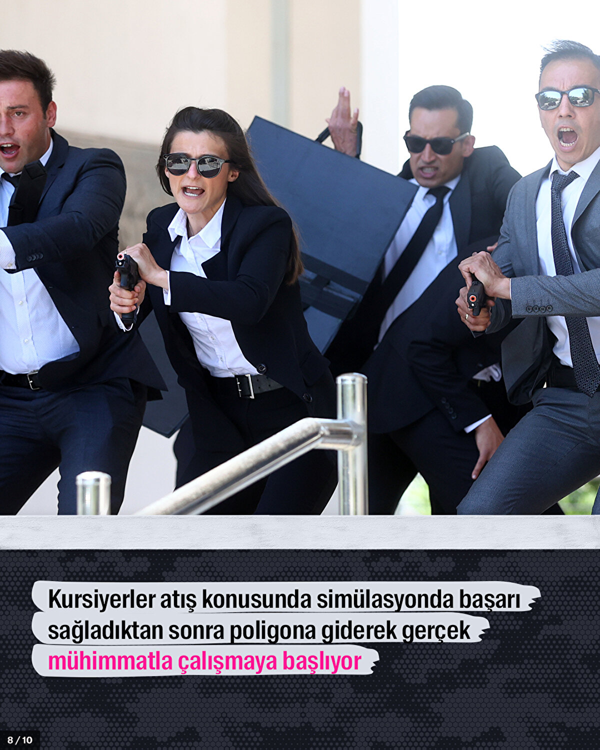 Kursiyerler atış konusunda simülasyonda başarı sağladıktan sonra poligona giderek gerçek mühimmatla çalışmaya başlıyor