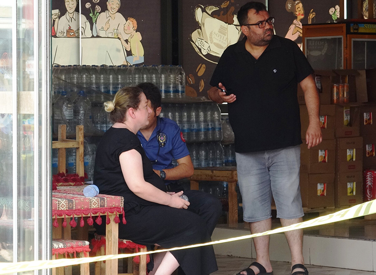 Olayda ölen ya da yaralanan olmazken, otomobiline binen İ.A. kaçtı.