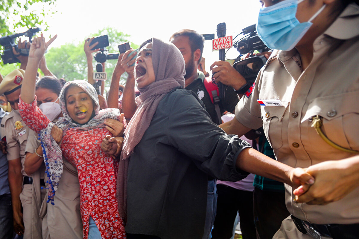 Hindistan'ın Ranchi kentinde dün düzenlenen protesto gösterilerinde 2 kişi hayatını kaybetmiş, 10 kişi yaralanmıştı.