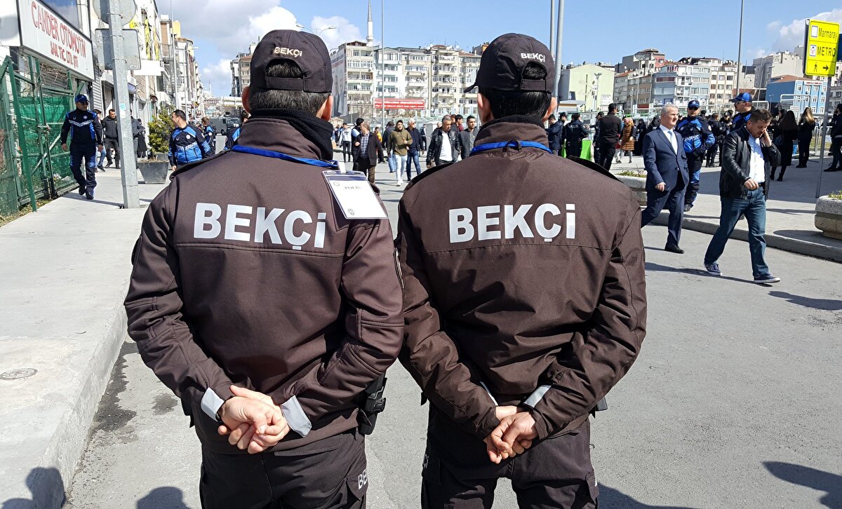 BEKÇİ<br><br>Yeni ek gösterge: 3600<br>Mevcut emekli aylığı: 7.978 TL<br>Yeni emekli aylığı: 9.705 TL<br>Mevcut İkramiye :284.073 TL<br>Yeni ikramiye: 346.371 TL