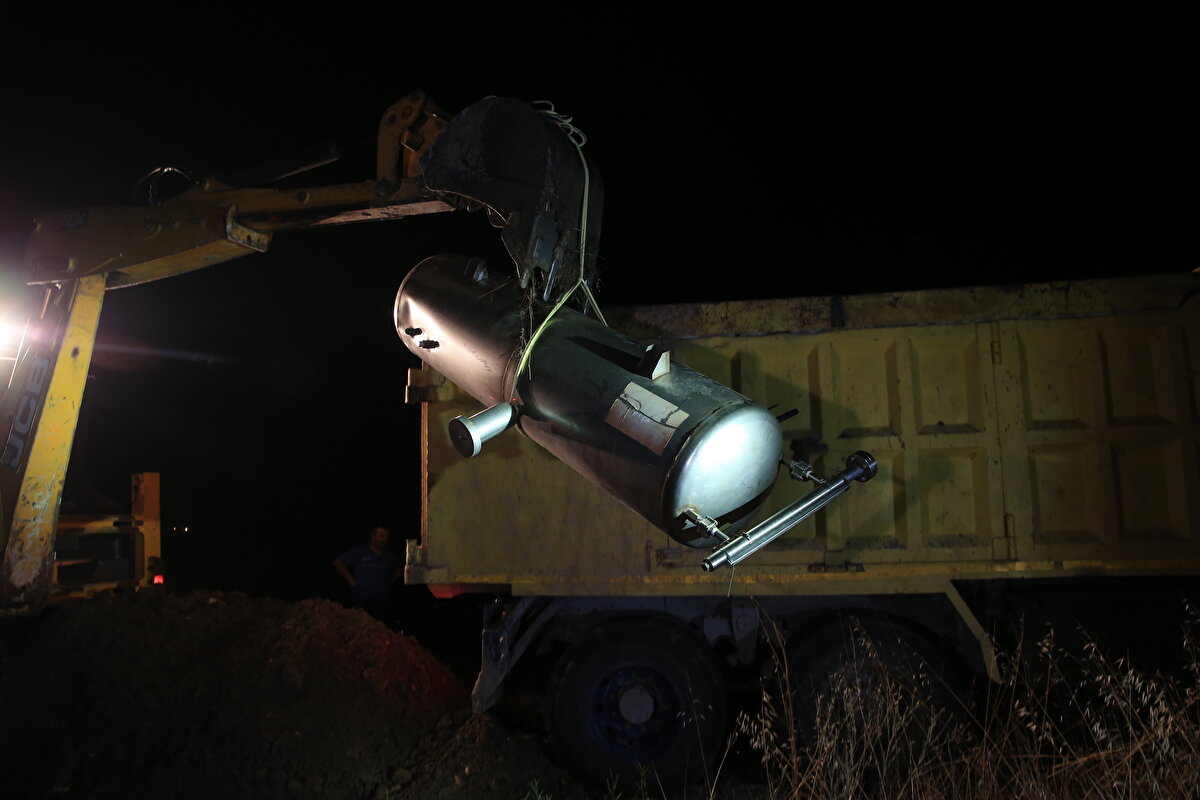 Şüpheli H.C'nin, satmak için çalıp at arabasıyla götürdüğü tank, güvenlik güçlerince Babaeski ilçesindeki Cennet Mahallesi'nde bulundu.<br><br>