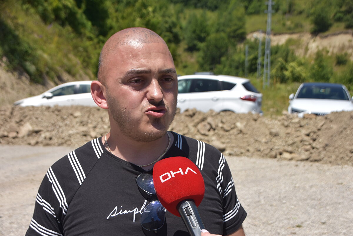 Şelaleye giden yol için kamulaştırma çalışması başlatıldığı öğrenildi. Doğa Koruma ve Milli Parklar Sinop 10'uncu Bölge Müdürlüğü yetkilileri, kamulaştırma çalışmaları tamamlanıncaya kadar Erfelek Tatlıca Şelaleleri Tabiat Parkı'nın ziyarete kapatıldığını duyurdu.<br><br>