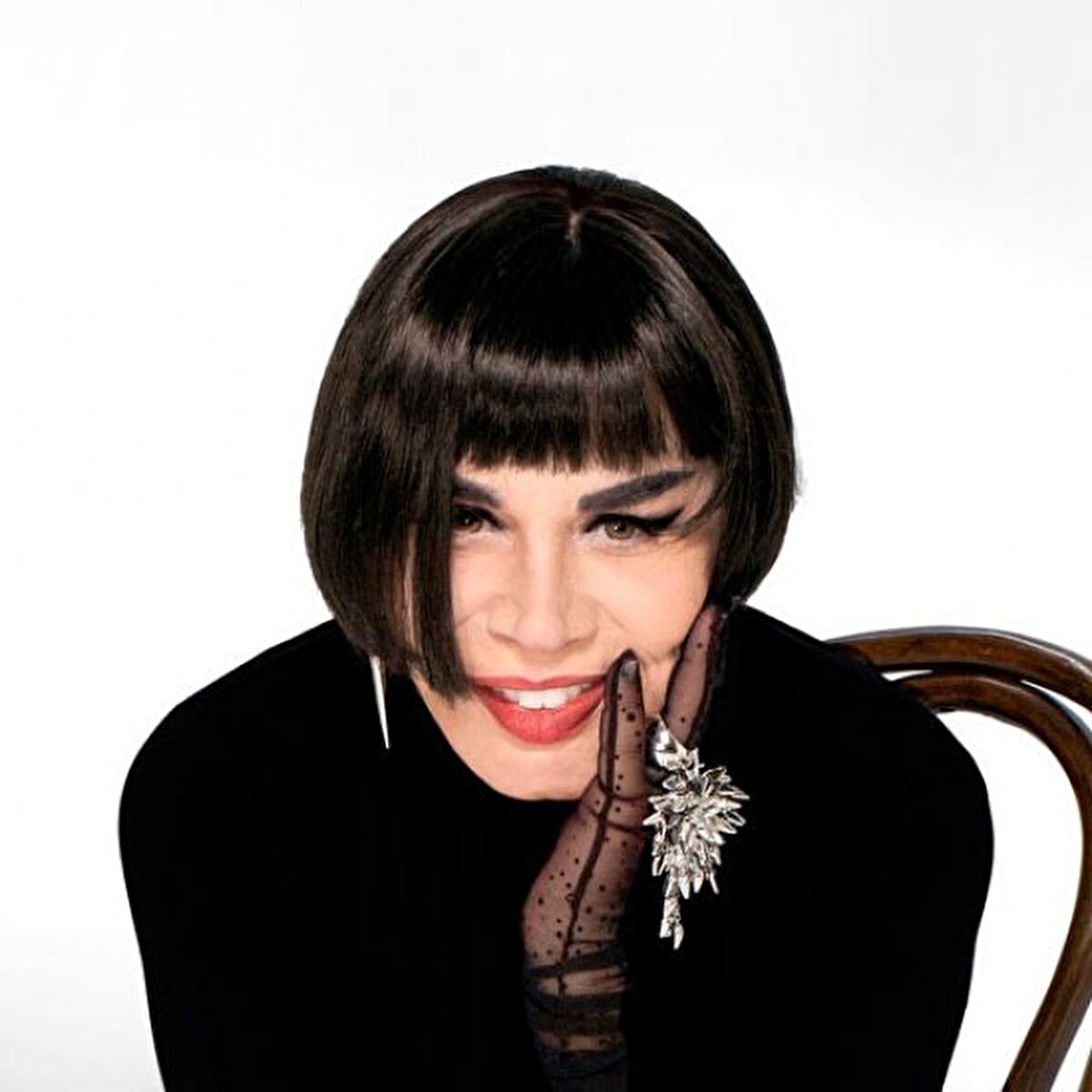 SEZEN AKSU - Fatma Sezen Yıldırım<br><br>