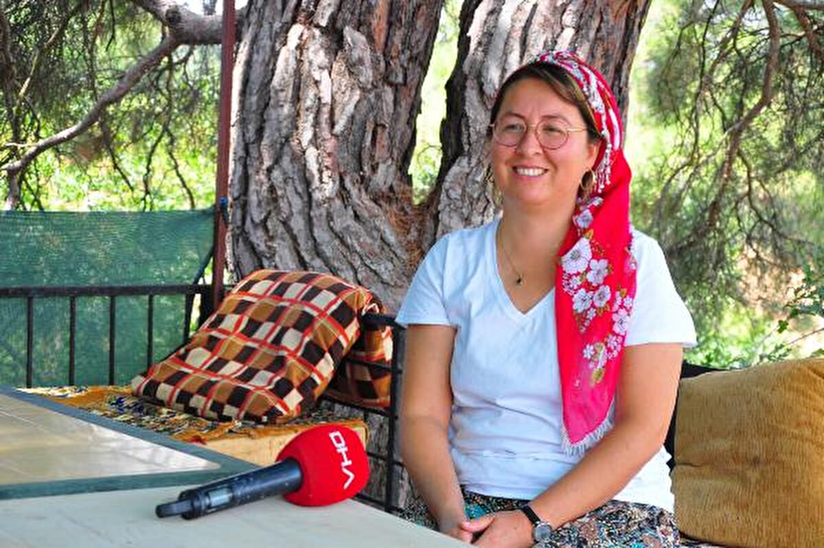 'BABAM ŞU AN BENİMLE GURUR DUYUYOR'<br>Tahtacı, üniversiteyi kazanıp gittikten sonra babasının kendisini telefonla arayarak tebrik ettiğini ve gurur duyduğunu söyledi.