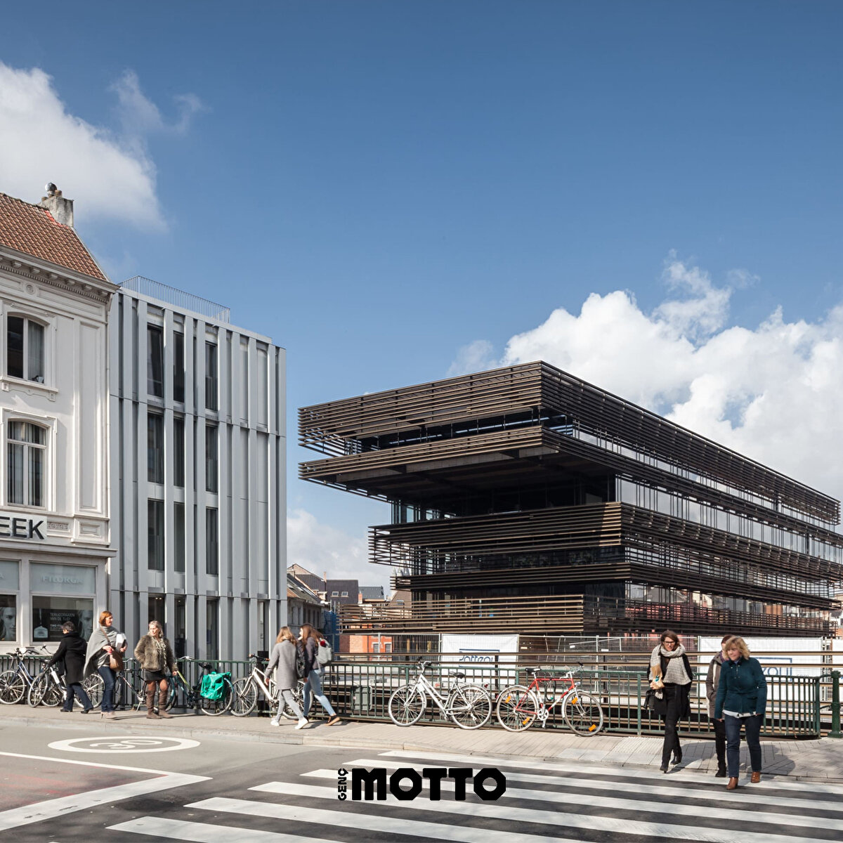 Belçika'da gençlerin uğrak noktası: De Krook halk kütüphanesi 📍