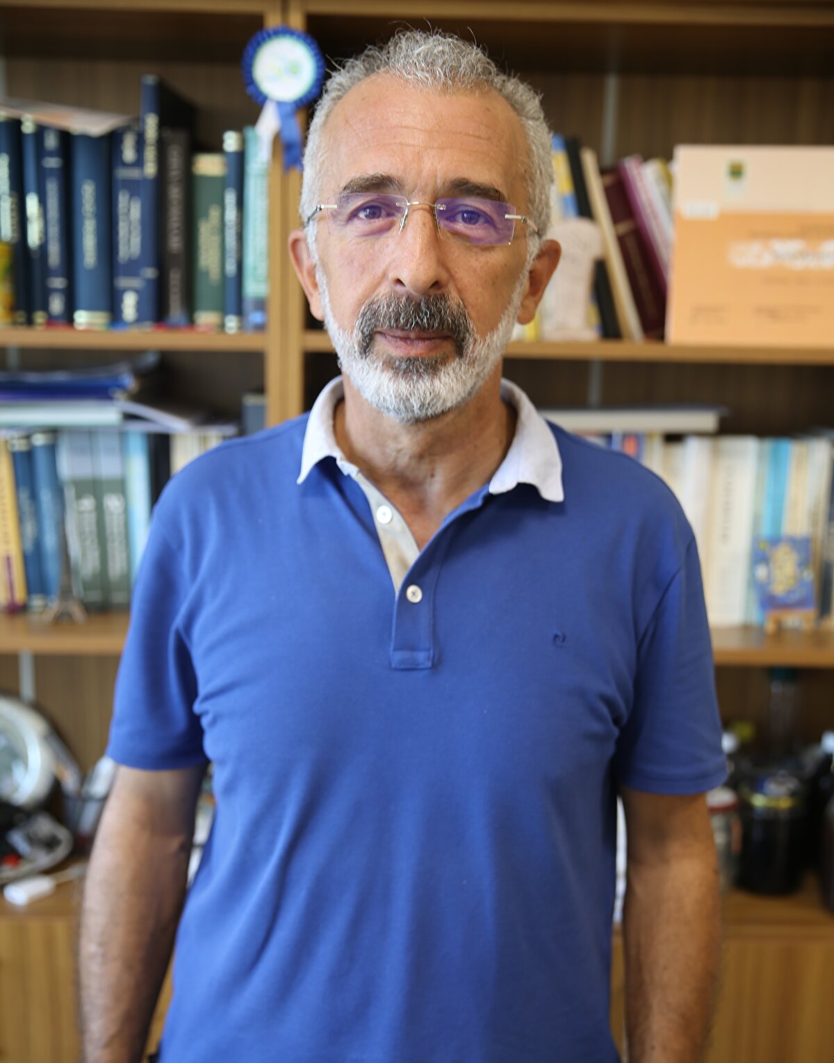 Hayoğlu, AA muhabirine, insan vücudunun büyük bir bölümünün sudan oluştuğunu hatırlatarak, son dönemlerdeki sıcak havalarda da vücudun ekstra takviyeye ihtiyacının olduğunu söyledi.<br><br>İnsan vücudundaki su kaybının yüzde 2 ila 3'e ulaştığı durumlarda halsizlik, vücut ısısının artması ve fiziksel performans düşüklüğünün oluşmaya başladığını belirten Hayoğlu, su kaybının artmasıyla ölüme kadar gidebilecek birçok olumsuzlukların görülebileceğine dikkati çekti.<br>