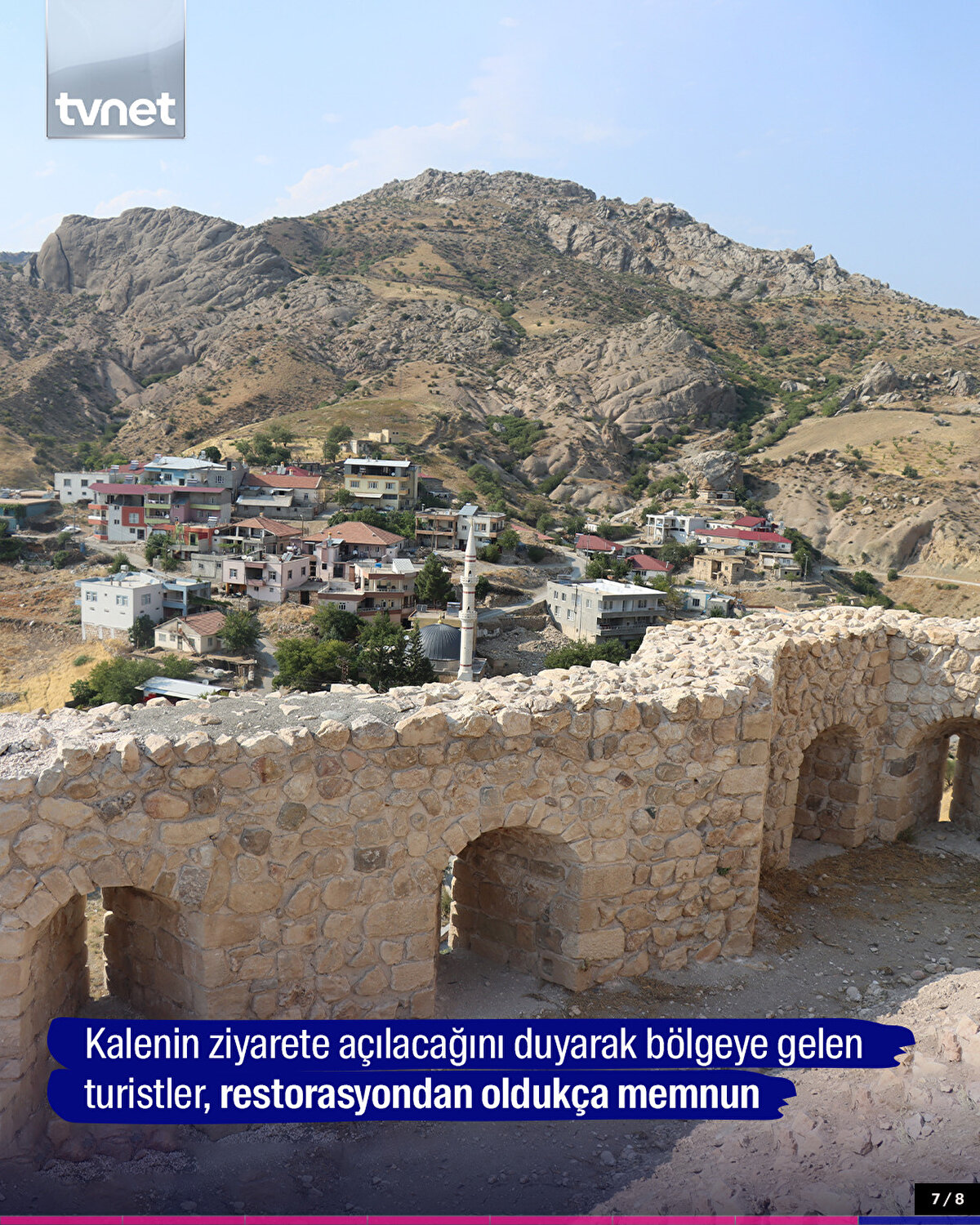 Kalenin, ziyarete açılacağını duyarak bölgeye gelen turistler, restorasyondan oldukça memnun.