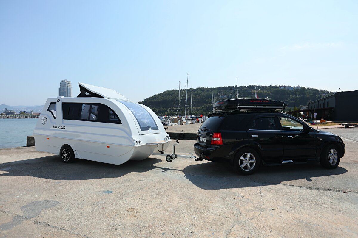 Kömür madeni ocağı işleten İlhan ve İsmail Yaylacı kardeşler, hem karada hem de suda kullanabilecekleri bir araç geliştirmek amacıyla 3 yıl önce çalışma başlattı.<br><br>