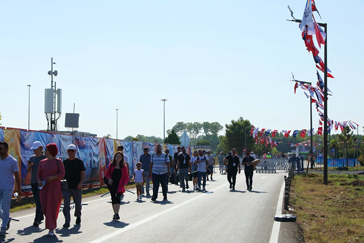 Festival kapsamında 30 Ağustos-4 Eylül'de çeşitli gösteriler, teknoloji yarışmaları gerçekleştirilecek.<br><br>