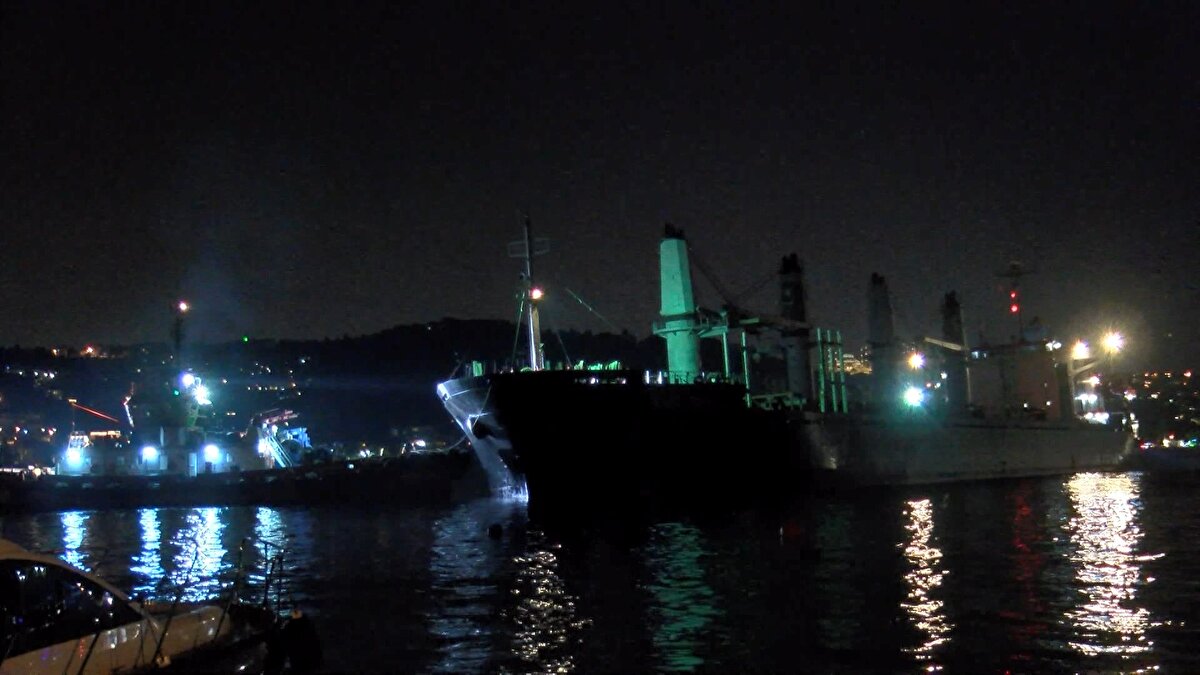 <br>Çalışmalar sonucunda kurtarılan gemi, römorkörler eşliğinde Ahırkapı'ya götürülerek demirlendi. Kapatılan Boğaz trafiği, gemi trafiğine açıldı.(