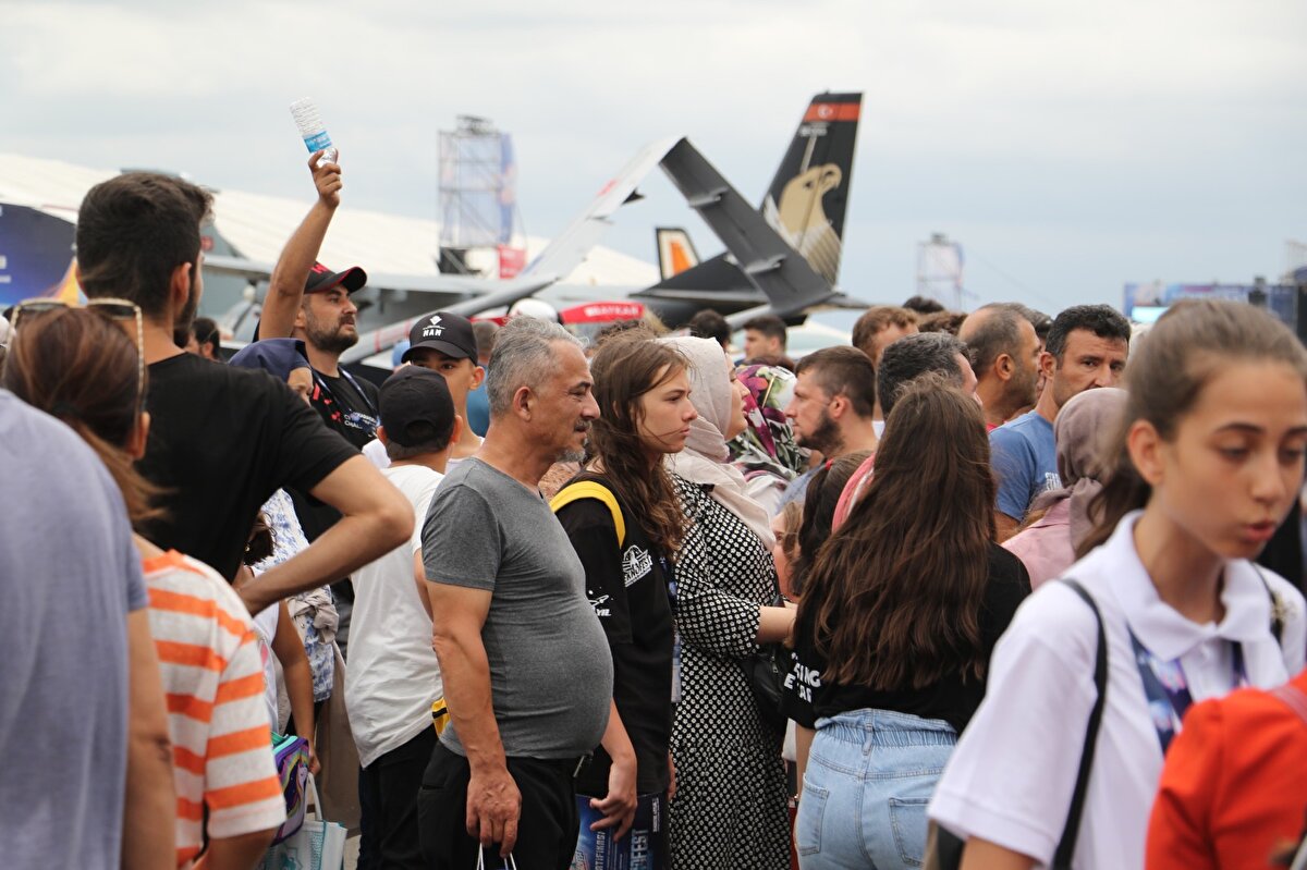 Türkiye Teknoloji Takımı Vakfı ile Sanayi ve Teknoloji Bakanlığı yürütücülüğünde 'Milli Teknoloji Hamlesi' vizyonuyla 'teknoloji geliştiren bir Türkiye' için 5 yıldır düzenlenen ve bu yıl uluslararası boyut kazanan TEKNOFEST Karadeniz; Samsun, Trabzon, Rize, Ordu ve Giresun'da gerçekleştirildi.