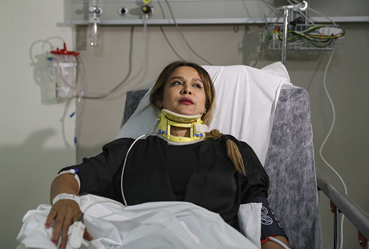 Başını koltuğa çarptığını belirten Kaçui, "Bazı yolcuların yerde olduklarını gördüm. Gerçekten çok korkunçtu. Kafam ve boynum çok ağrıyor" dedi.<br><br>