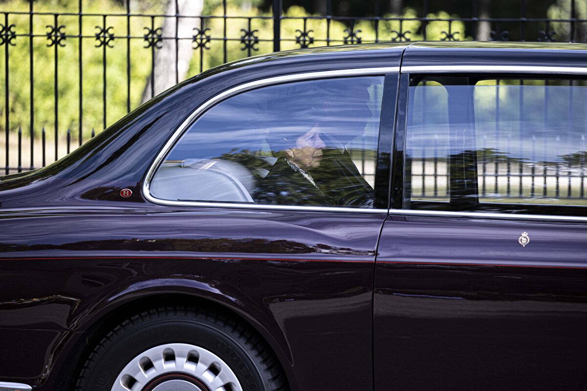 Cenazenin Balmoral Kalesi'nden Edinburgh'a yolculuğu yaklaşık 6 saat sürecek.<br><br>