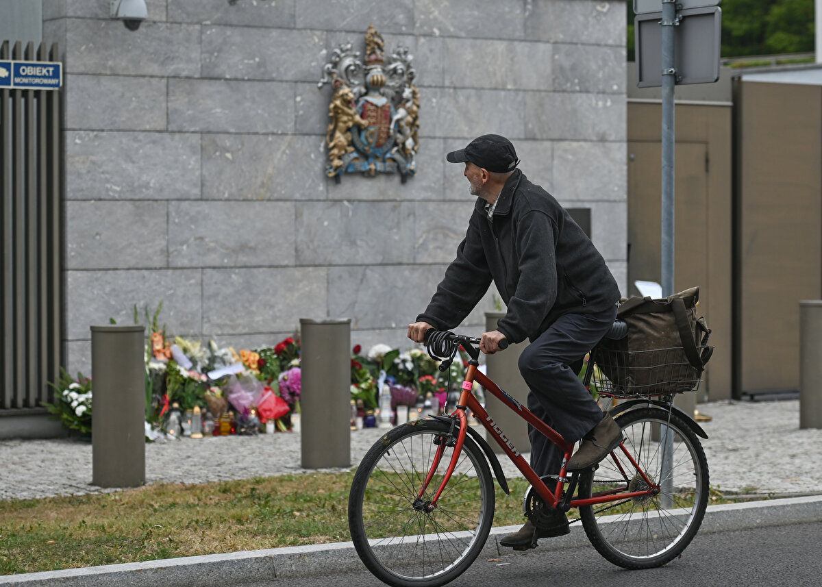 Cenazesi milyonlara mal olacak olsa da, vefatının Birleşik Krallık'ın tüm finansal sistemi üzerindeki etkisi son derece kayda değer.<br><br>