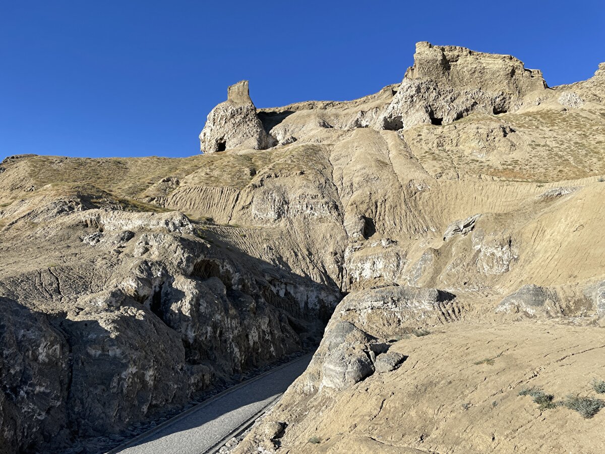 Henüz bir yılını doldurmayan ve düzenleme etapları devam eden mağaralar, açıldığı günden bugüne kadar 100 binin üzerinde ziyaretçiyi çekti.