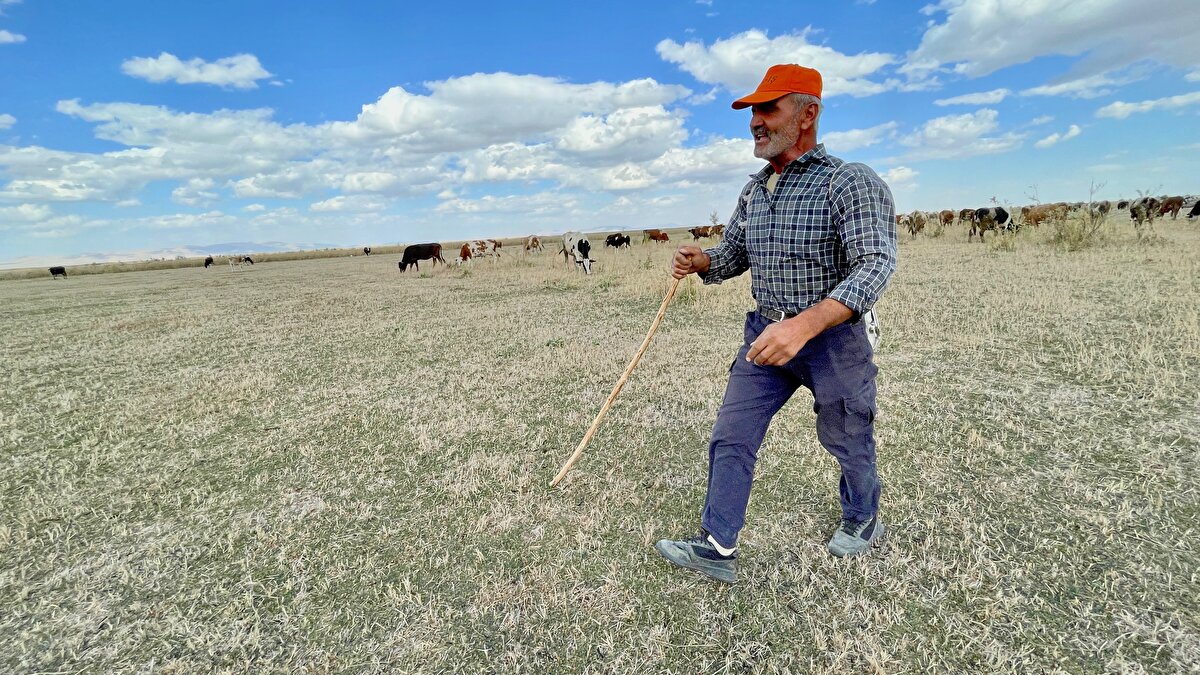 Sakallı, gölün kuruyan görüntüsünün kendilerini üzdüğünü söyledi.<br><br>