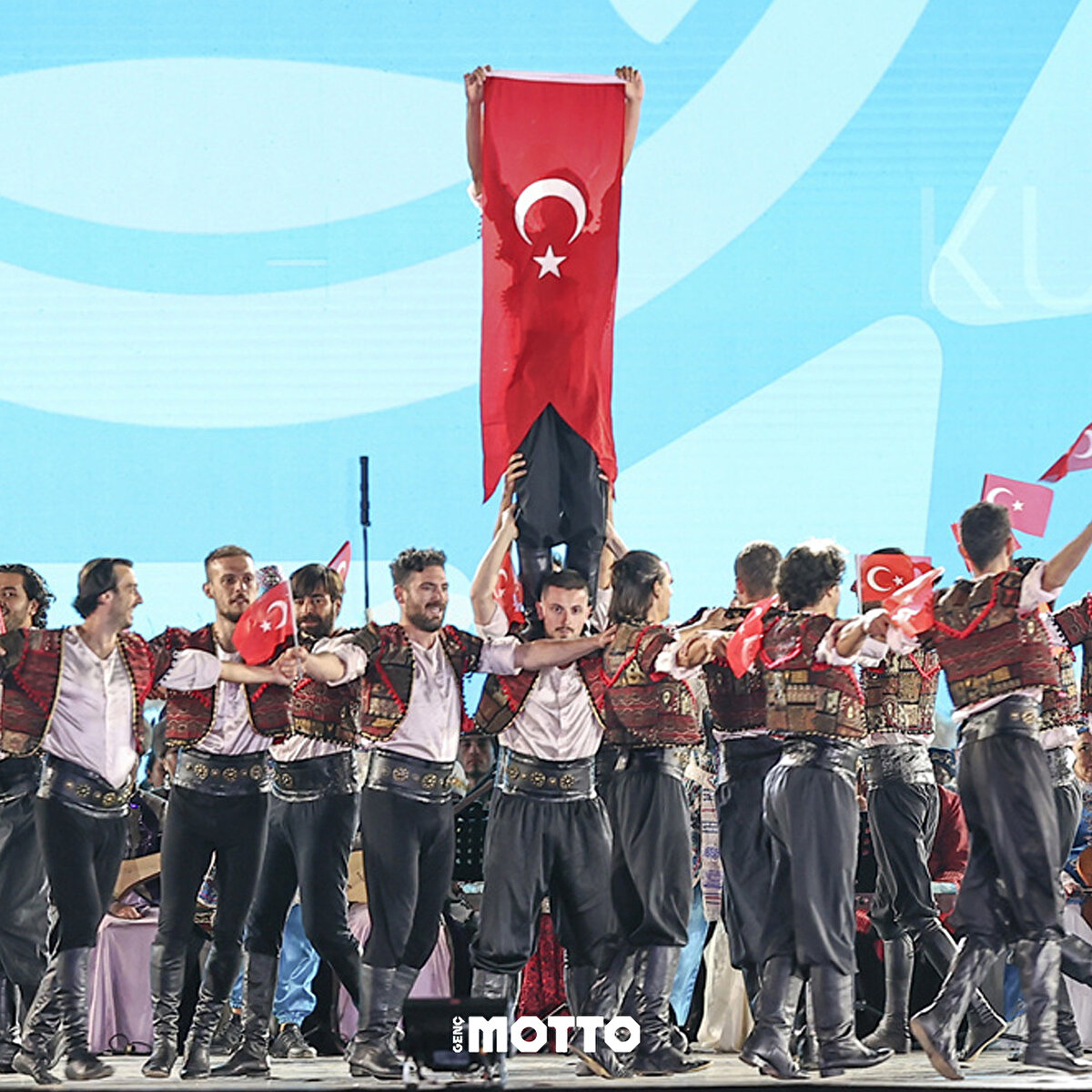 Cumhurbaşkanı Recep Tayyip Erdoğan tarafından açılışı yapılan organizasyon, 4 günde yaklaşık 1 milyon yerli ve yabancı misafiri ağırladı.