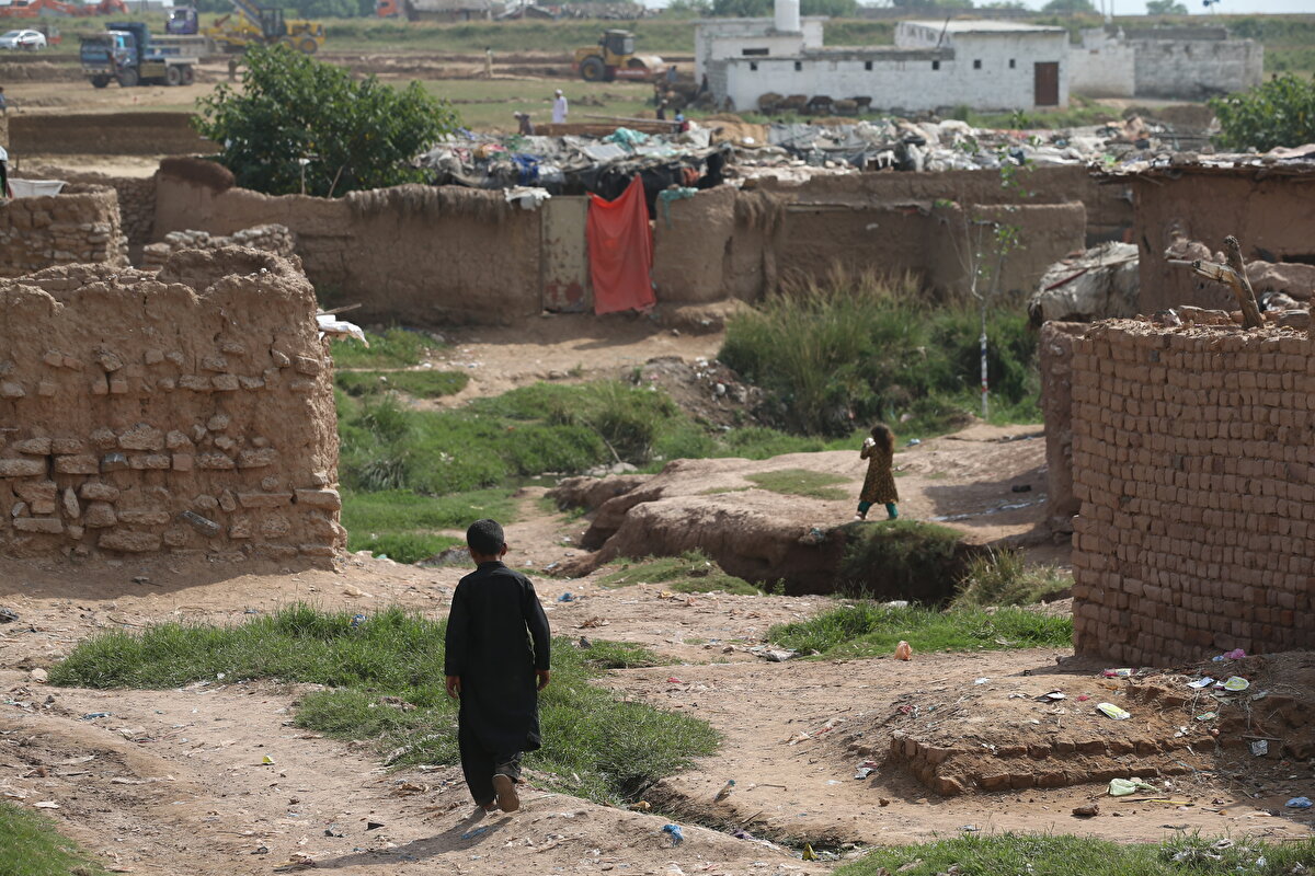 Mevcut ortamda geri dönmeyi düşündüklerini belirten Ahmed, ancak bununla birlikte Afganistan'da kendilerine ait hiçbir şeyin kalmadığını, geri döndüklerinde karşılaşacakları ortamdan çekindiklerini kaydetti.