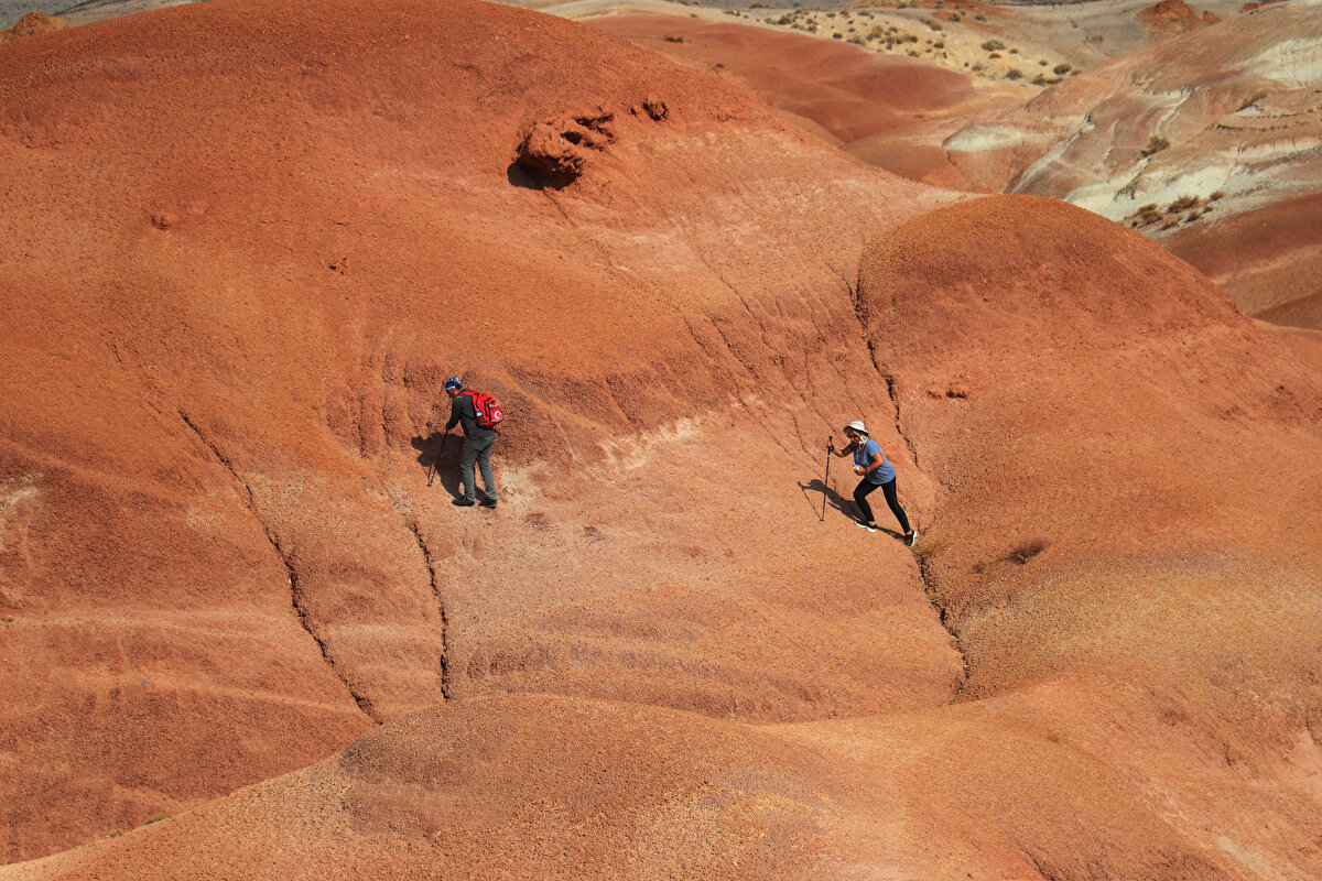 <br>"Yediden yetmişe herkes burada faaliyet yapabilir, herkesin burayı gelip görmesini tavsiye ederim. Tepelerde hem güzel fotoğraflar çekebilirsiniz hem de dilediğiniz zorluk derecesine göre doğa yürüyüşü yapabilirsiniz. Bu özelliğiyle doğa sporcularının ilgisini çekiyor."