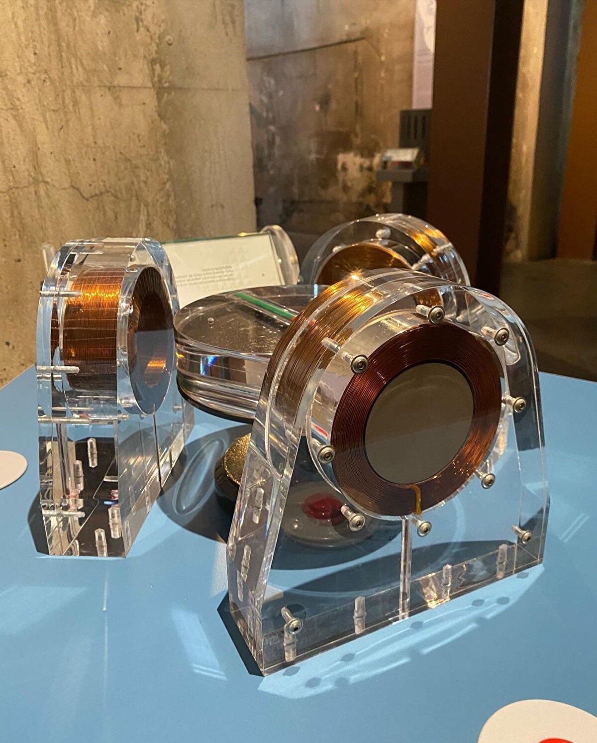  Günümüzde Vira Kayıkhane olarak bildiğimiz bu alanda ulusal ve uluslararası yelken-kürek etkinliklerinin düzenlendiğini de belirtelim.