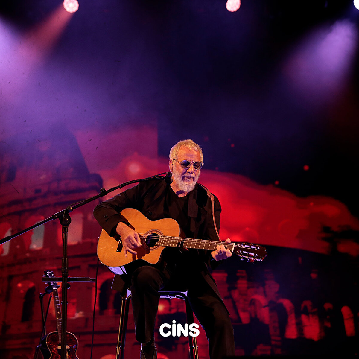 Biletleri günler öncesinden tükenen konsere ilgi büyüktü