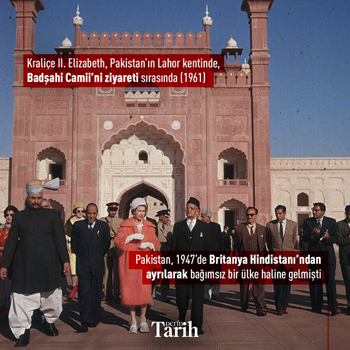  Kraliçe II. Elizabeth, Pakistan’ın Lahor kentinde, Badşahi Camii’ni ziyareti sırasında (1961)