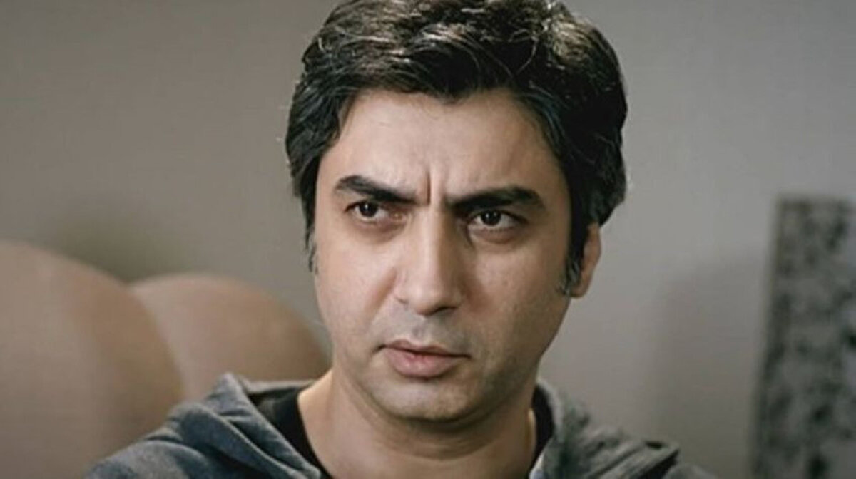 Necati Şaşmaz 2 Kasım 2014 tarihinde dizi çekimleri sırasında kendi kullandığı aracın kontrolden çıkması sonucunda trafik kazası geçirdi. Çenesinde kırılan Şaşmaz, başarılı ameliyat geçirmişti.