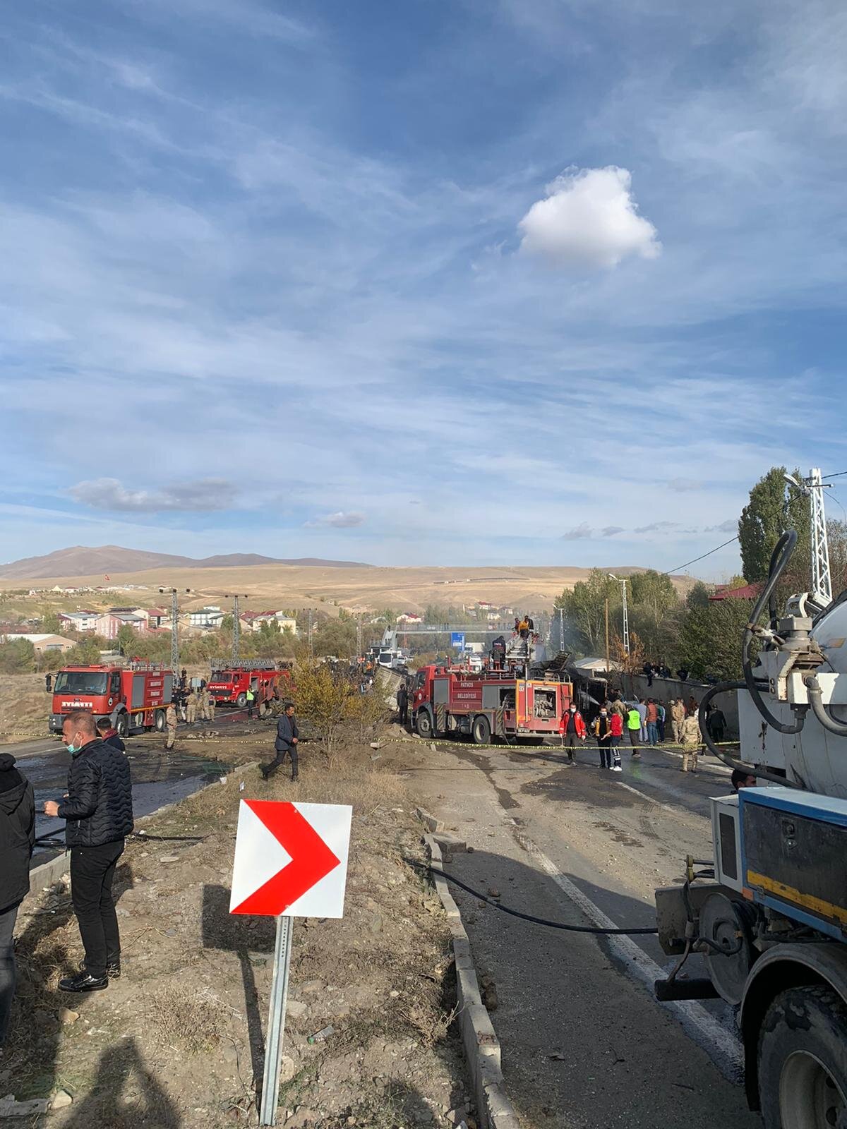 Jandarma ekipleri bölgede geniş güvenlik önlemi aldı.<br><br>