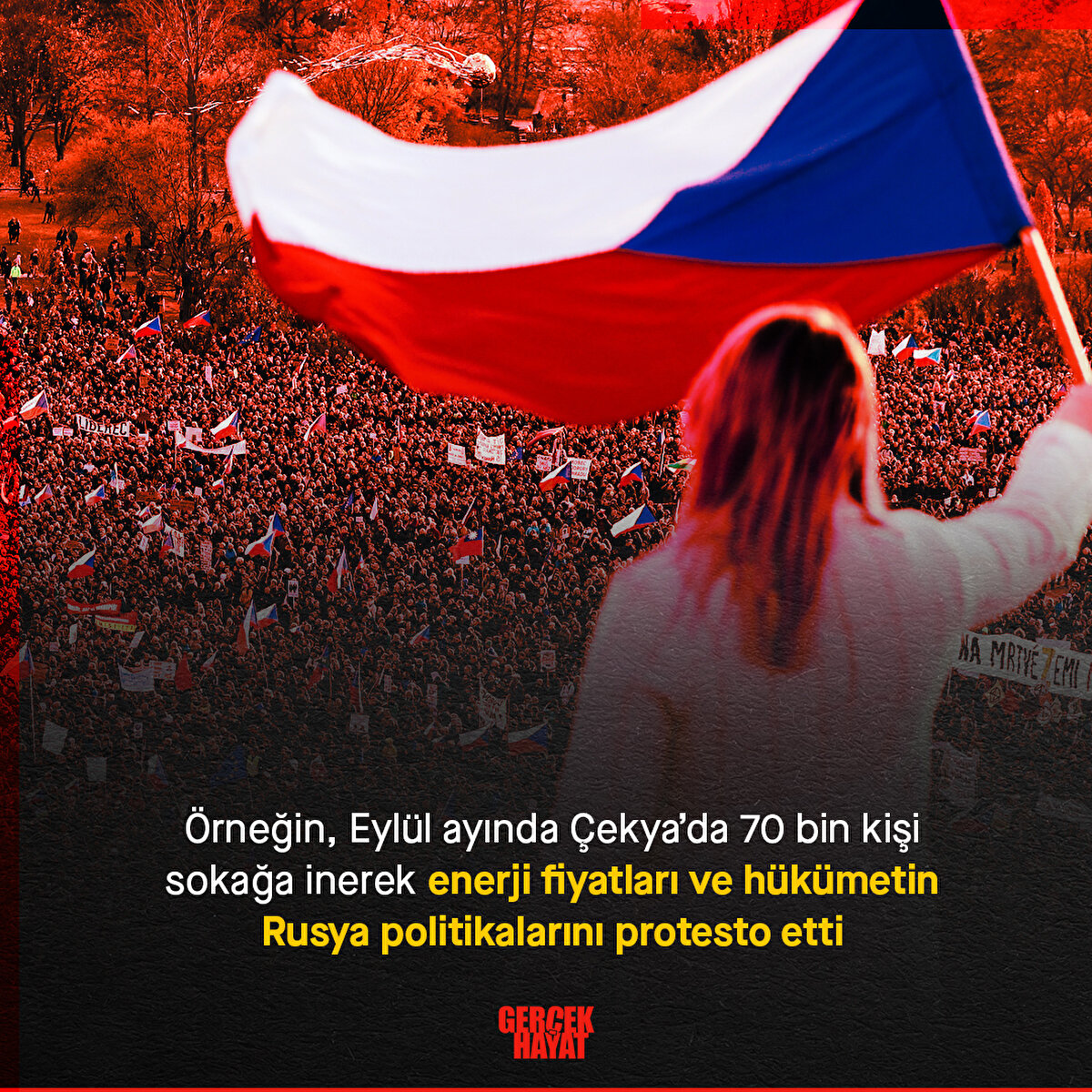 Çekya’da 70 bin kişi sokağa indi