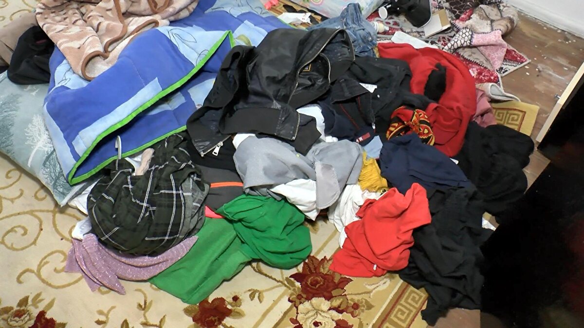 Esenler'de yapılan operasyonun ardından kadının Küçükçekmece Kanarya Mahallesi'nde bulunan bir evde olduğu bilgisine ulaşan ekipler buraya yaptıkları operasyonla Ahlam Albashır'ı yakaladı.