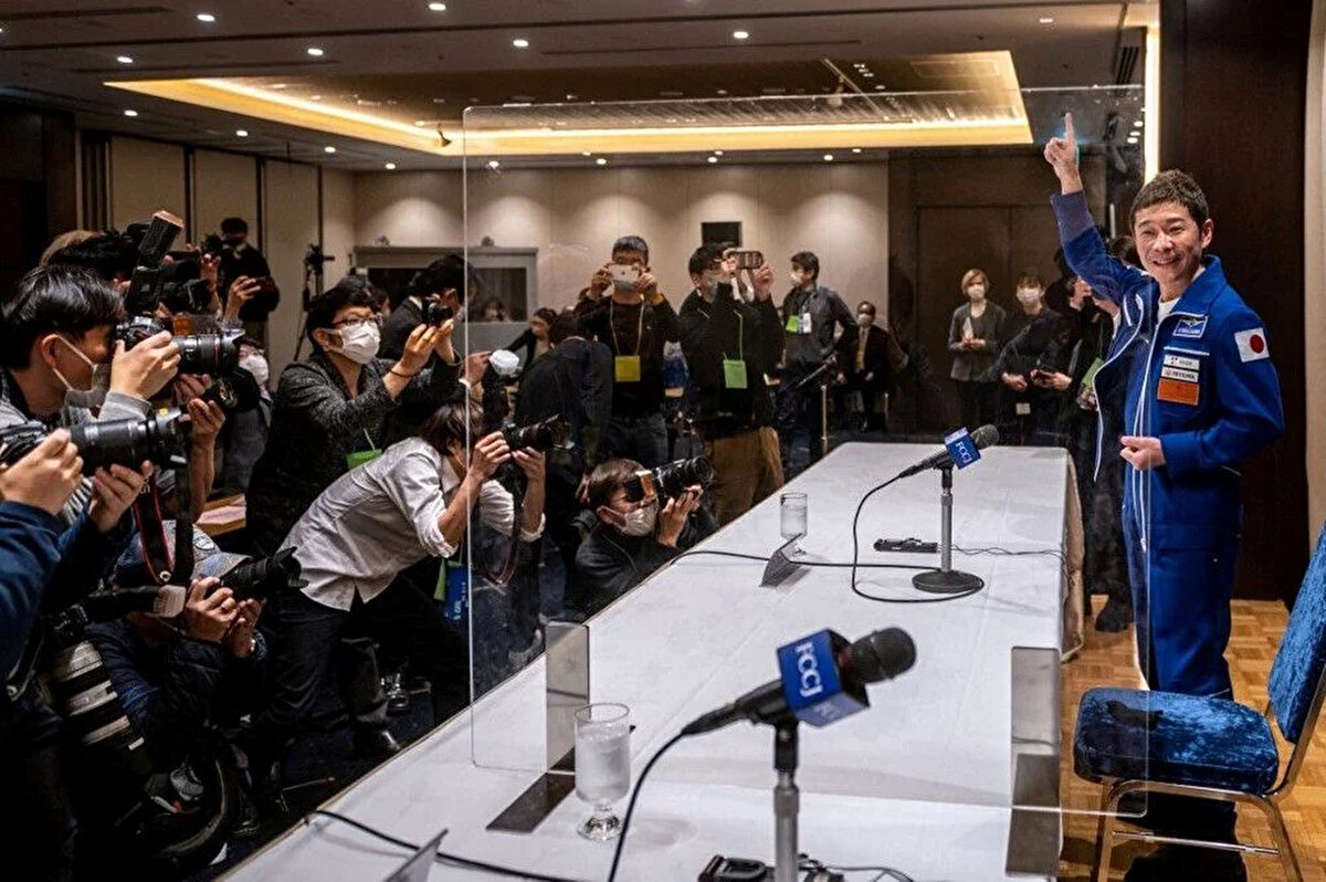 Duyuruya göre, yaklaşık 1 milyon başvurunun geldiği tura katılacaklar arasında K-Pop sanatçısı Choi Seung Hyun ile ABD'li diskjokey Steve Aoki yer alıyor.<br><br>