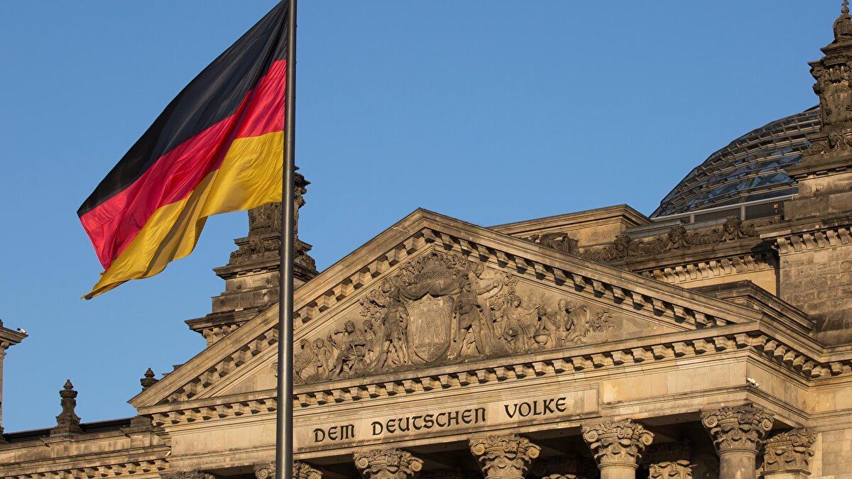 2. Almanya<br>Vizesiz: 127<br><br>Varışta vize: 46