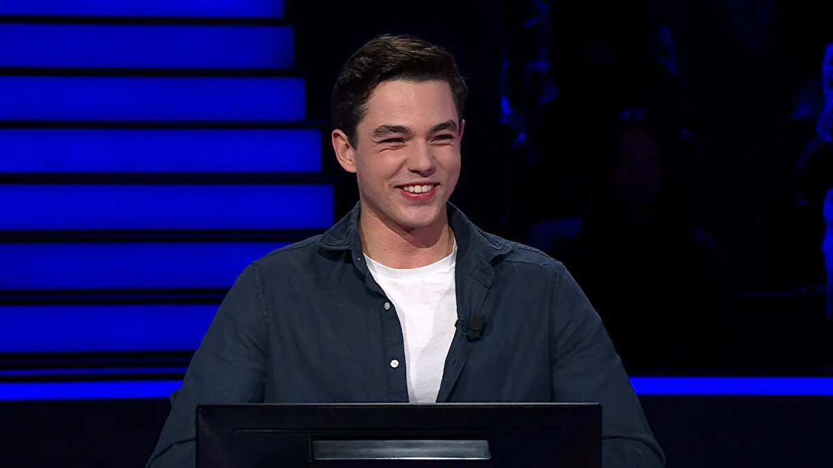 Cevaplar:<br><br>A- Bala Hatun<br><br>B- Banu Çiçek<br><br>C- Bamsı Beyrek<br><br>D- Bayındır Han