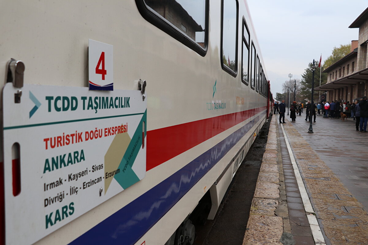 Aygül Özeroğlu da çok güzel bir yolculuk geçirdiklerini ve herkese tavsiye etiğini söyledi.<br><br>