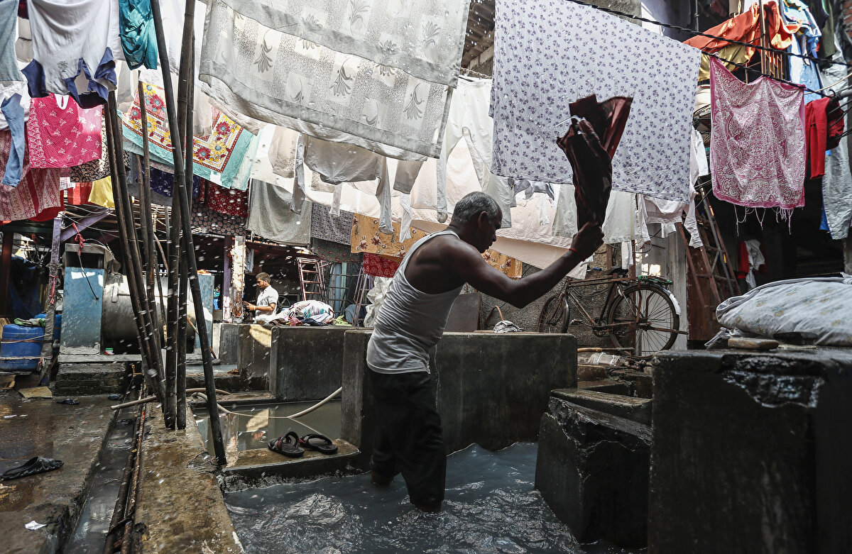 Dünyanın en büyük çamaşırhanesi<br>Dhobi Ghat, 19. yüzyılın sonlarında İngiliz sömürgeciliği sırasında inşa edildi ve dünyanın en büyük çamaşırhanesine dönüştü.
