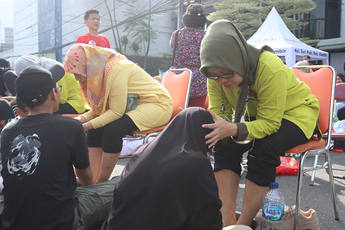 Çocuklarıyla gurur duyuyorlar<br>Anneler, çocuklarıyla daha çok gurur duyduklarını söylerken, onların hayallerinin gerçeğe dönüşmesini diledi.<br><br><br>