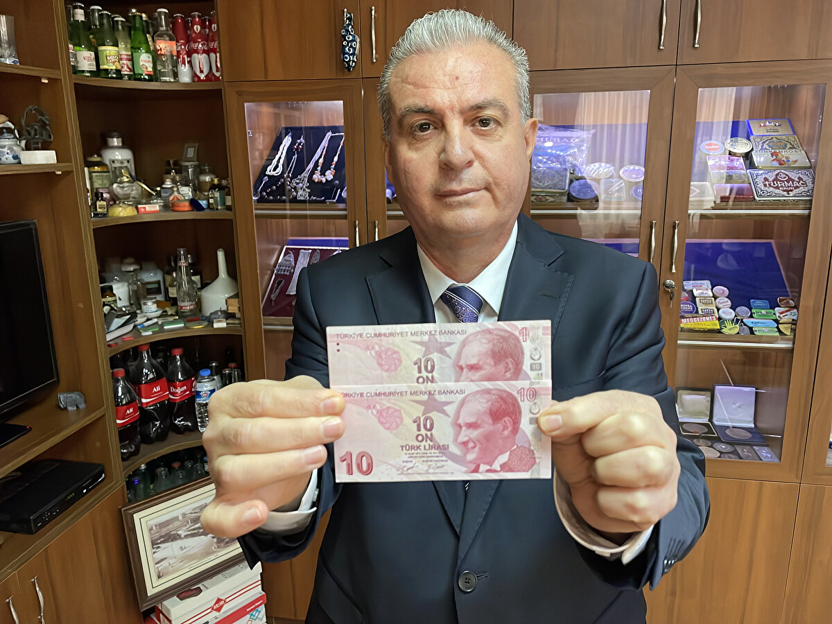 Bu banknotlarda sahteciliğe karşı filigran ve holografik şerit gibi önemlerin bulunduğunu vurgulayan Doğan, şöyle konuştu:<br><br>"Son dönemde basında, sıfırı olmayan bazı banknotların hatalı basıldığına dair iddialar yer alıyor. Bu paralar hatalı basılmıyor. Banknotların değerini gösteren rakamlardan özellikle sondaki sıfırlar holografik şeridin üzerine denk geliyor. Bu rakamlar kimyasallarla silinip, paranın hatalı basım olduğu iddia ediliyor. Buradaki amaç, hatalı basım iddiasıyla banknota koleksiyon değeri kazandırıp, yüksek bedellerle satabilmek."
